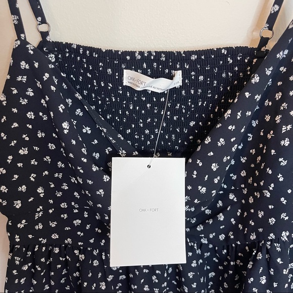 Oak and Fort NWT Floral Peplum Top Shirt - Picture 4 of 6